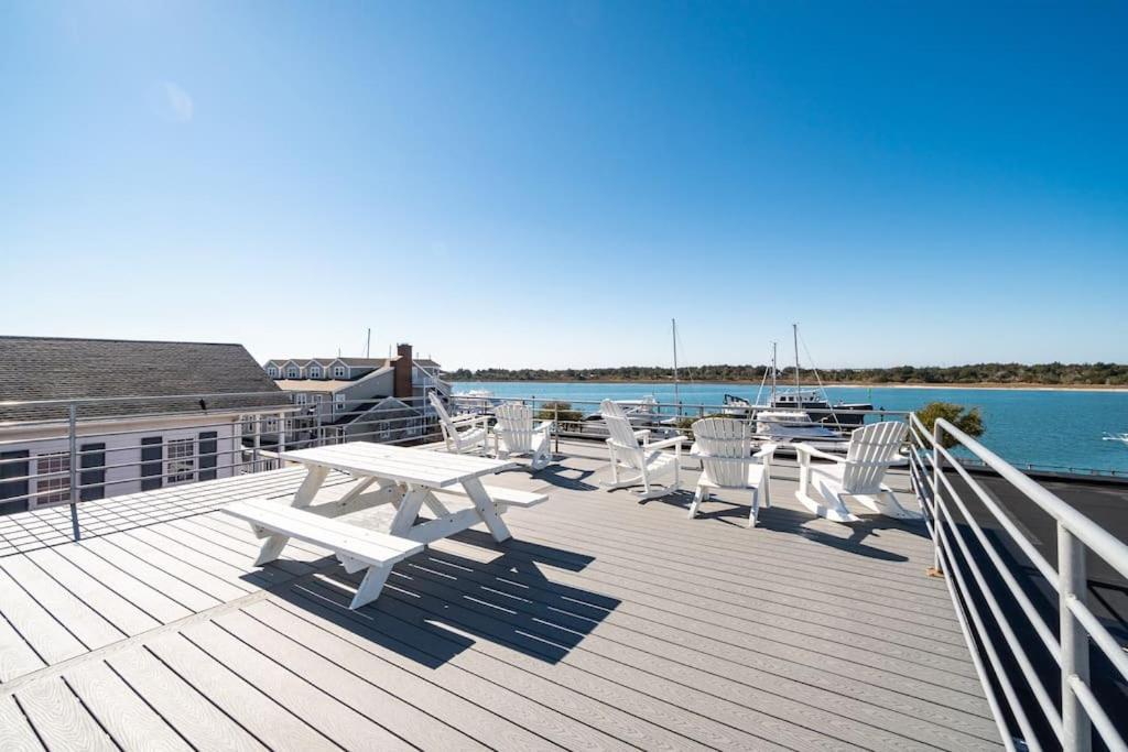 Why Knot Getaway…Rooftop With Waterview! Unit F Beaufort Eksteriør billede